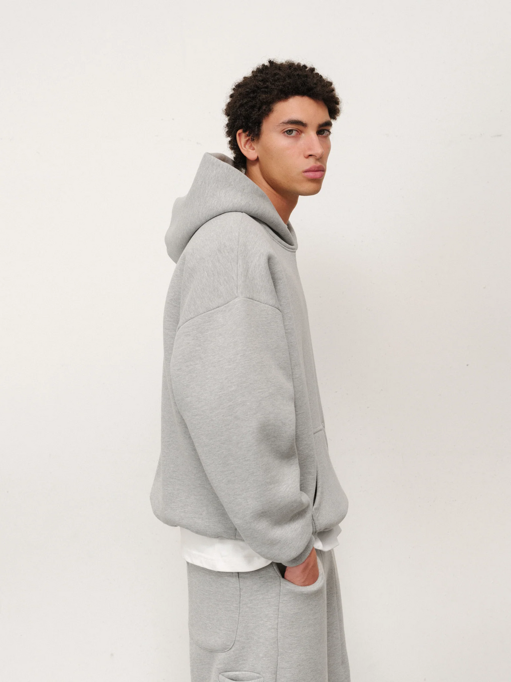 COZY HOODIE