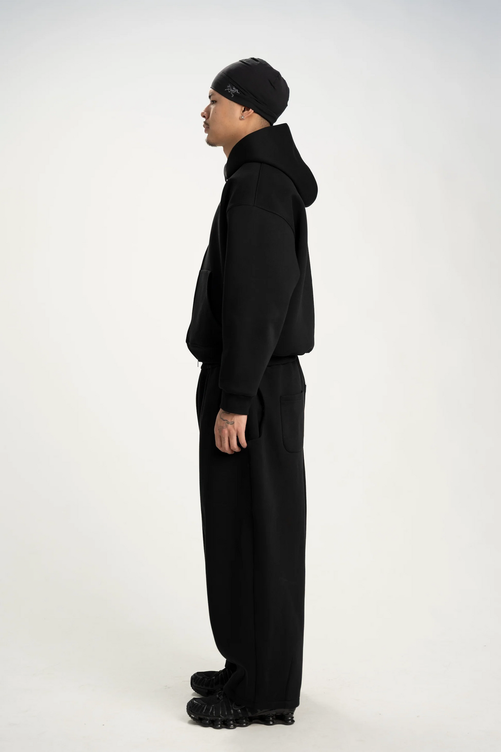 Zip-Up Hoodie & Sweatpants (Black)